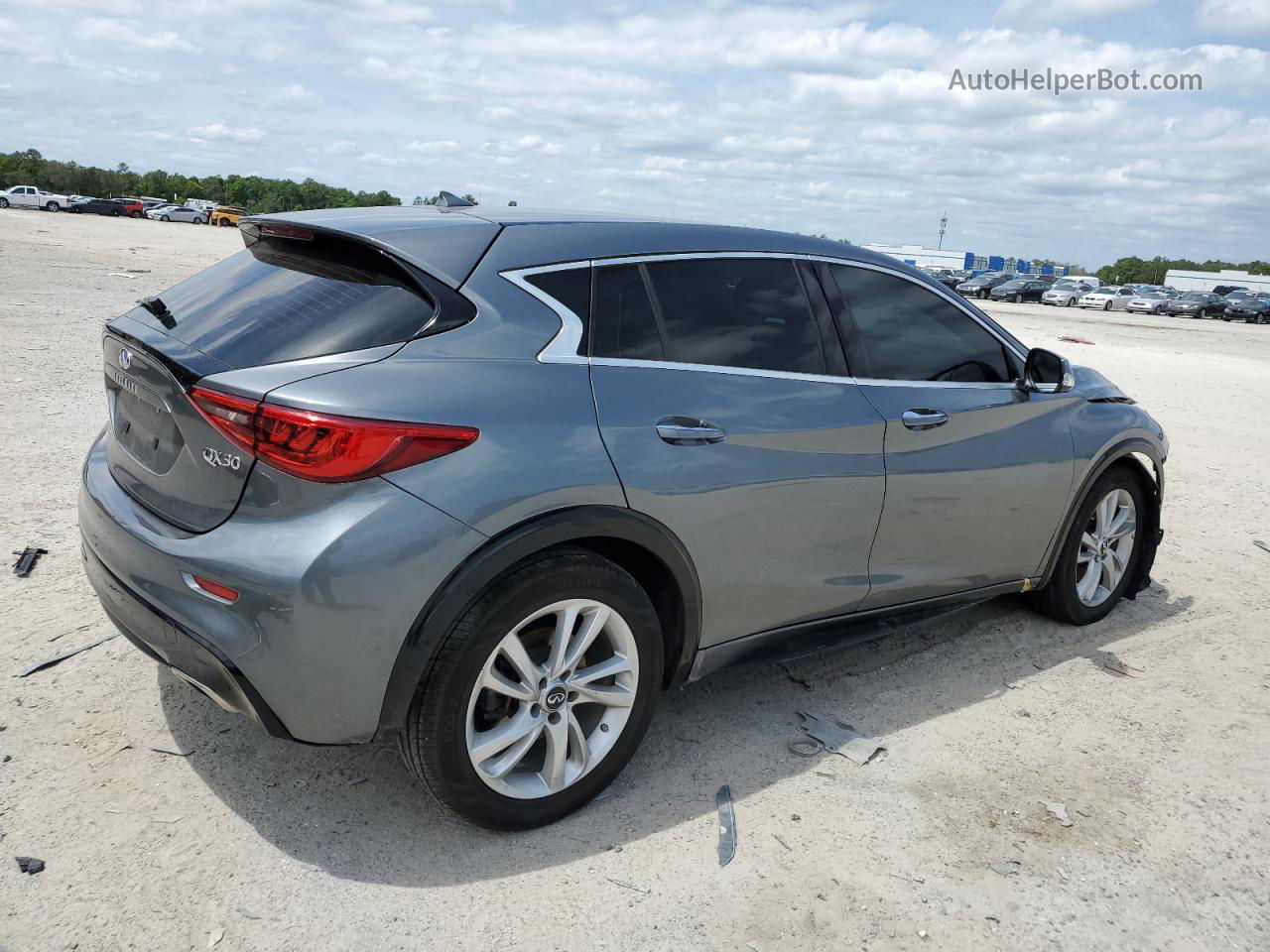 2018 Infiniti Qx30 Base Gray vin: SJKCH5CP8JA053677