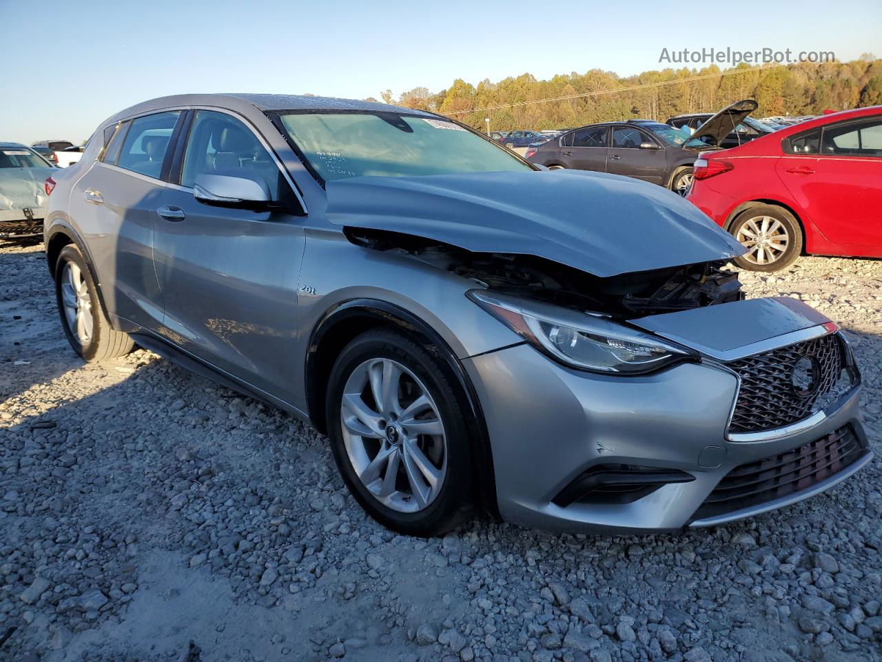 2018 Infiniti Qx30 Base Silver vin: SJKCH5CP8JA056434