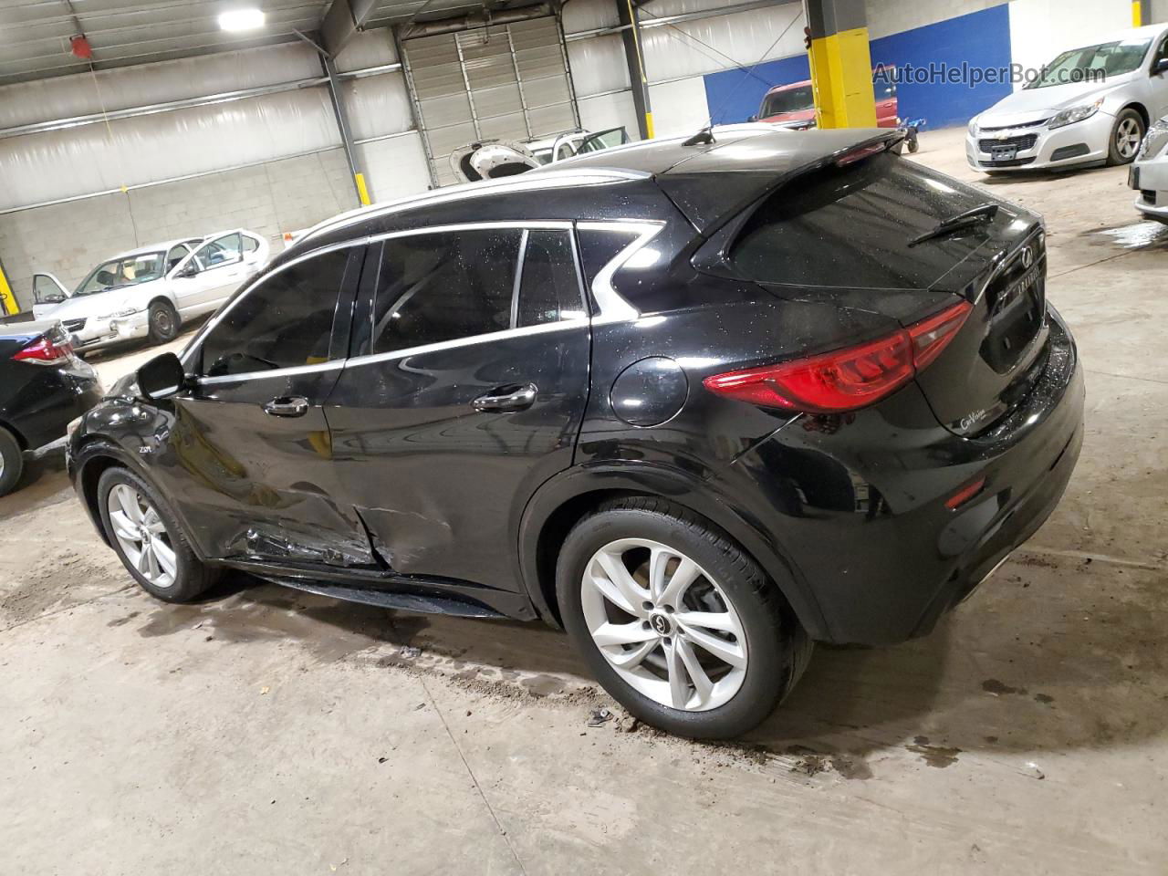 2018 Infiniti Qx30 Base Black vin: SJKCH5CP9JA041280