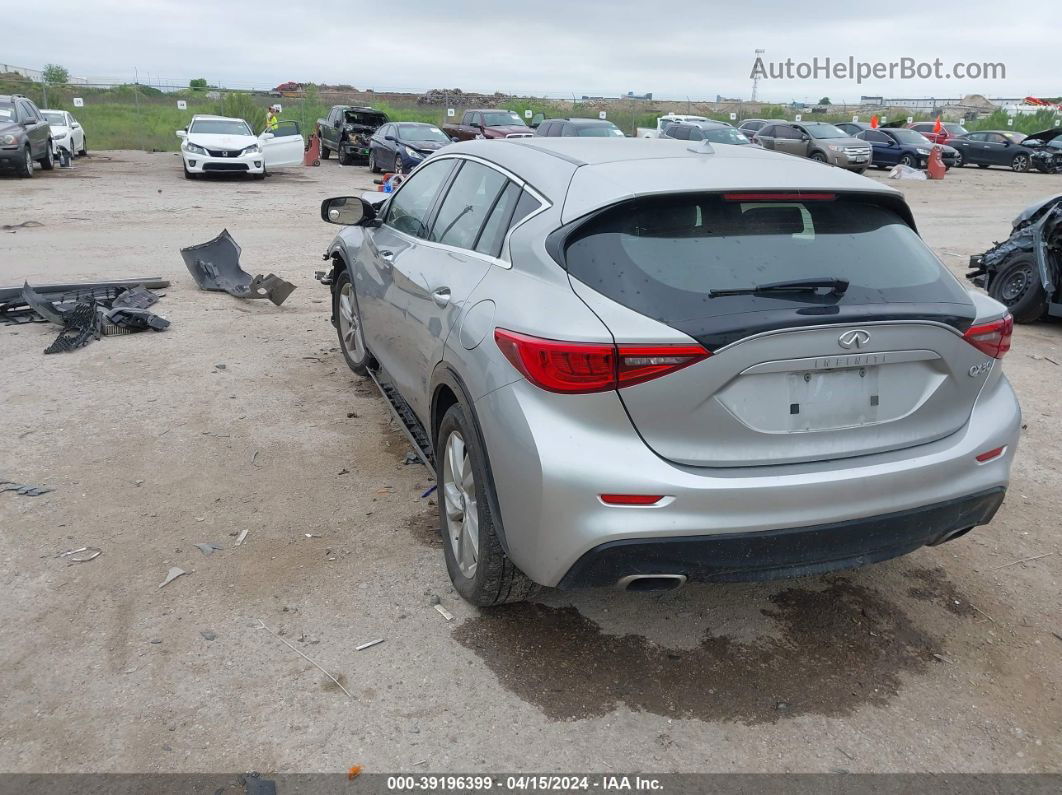 2018 Infiniti Qx30 Luxury Silver vin: SJKCH5CP9JA050836