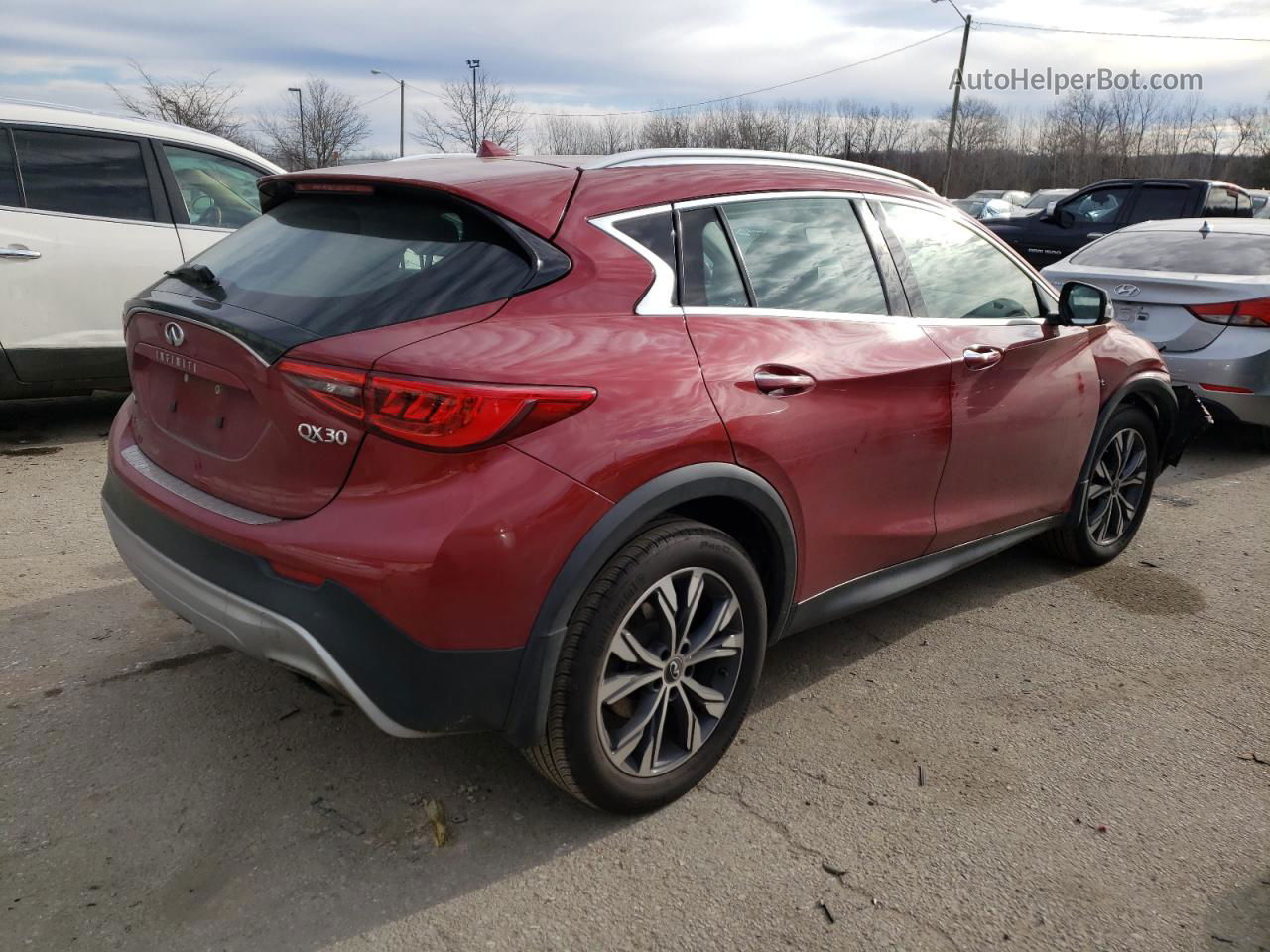 2018 Infiniti Qx30 Base Красный vin: SJKCH5CR1JA049214