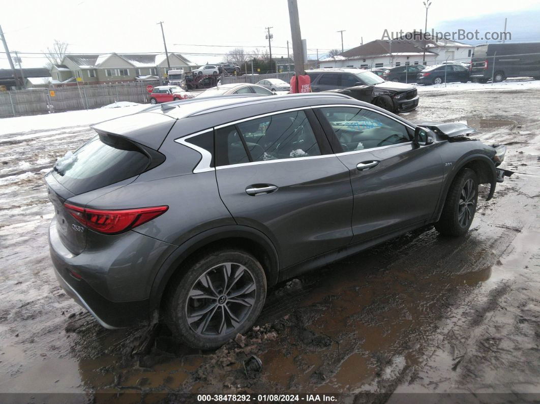 2018 Infiniti Qx30 Luxury Gray vin: SJKCH5CR1JA058673