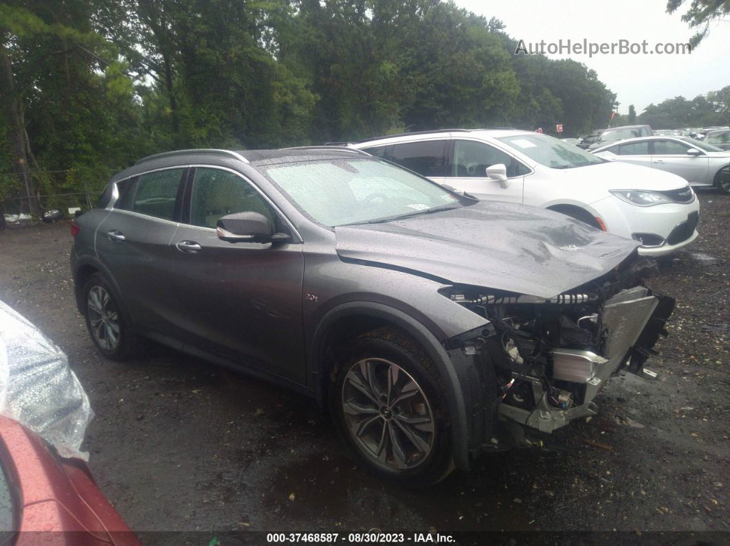 2018 Infiniti Qx30 Essential Gray vin: SJKCH5CR2JA003469