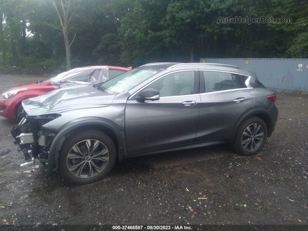 2018 Infiniti Qx30 Essential Gray vin: SJKCH5CR2JA003469