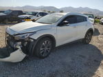 2018 Infiniti Qx30 Base White vin: SJKCH5CR2JA043115