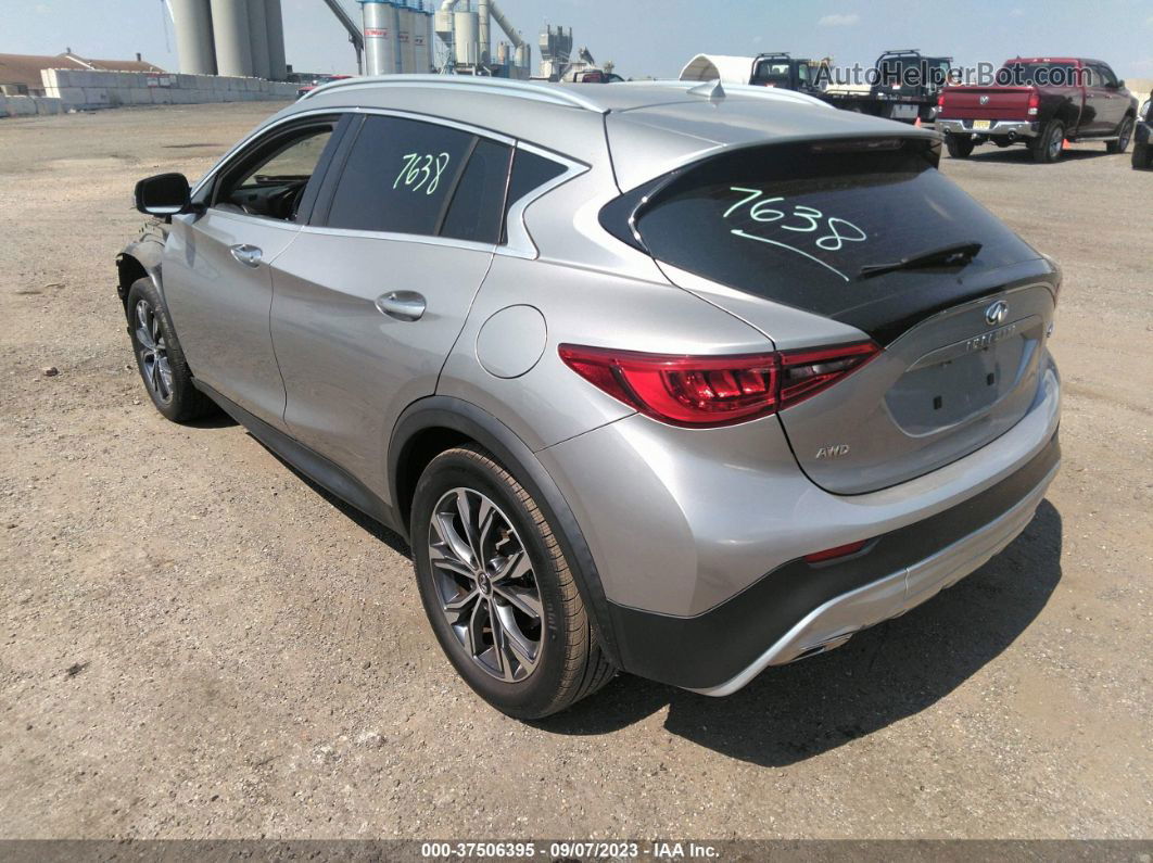 2018 Infiniti Qx30 Luxury Silver vin: SJKCH5CR2JA050422