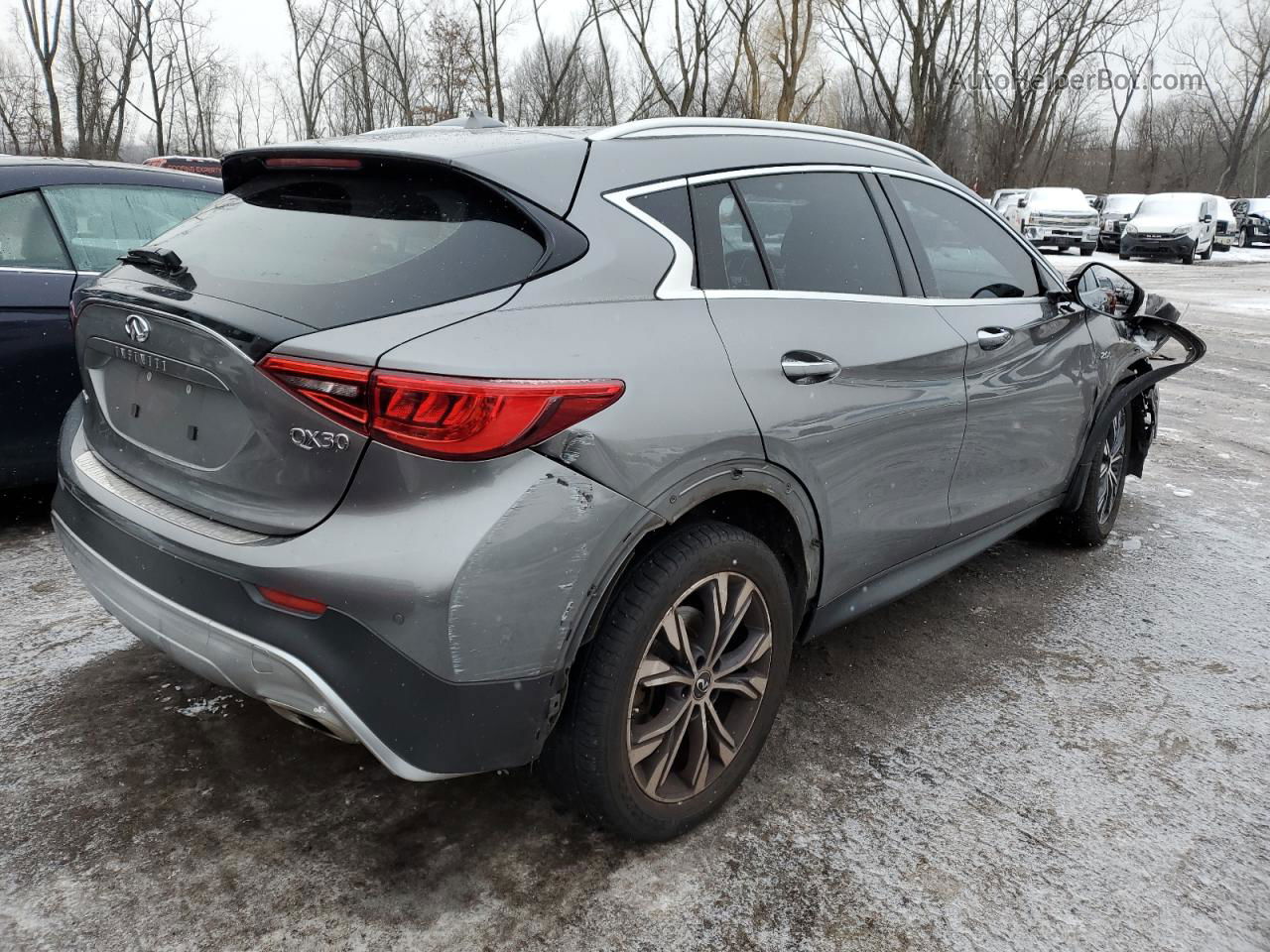 2018 Infiniti Qx30 Base Gray vin: SJKCH5CR3JA040756