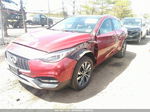 2018 Infiniti Qx30 Premium Red vin: SJKCH5CR3JA042152