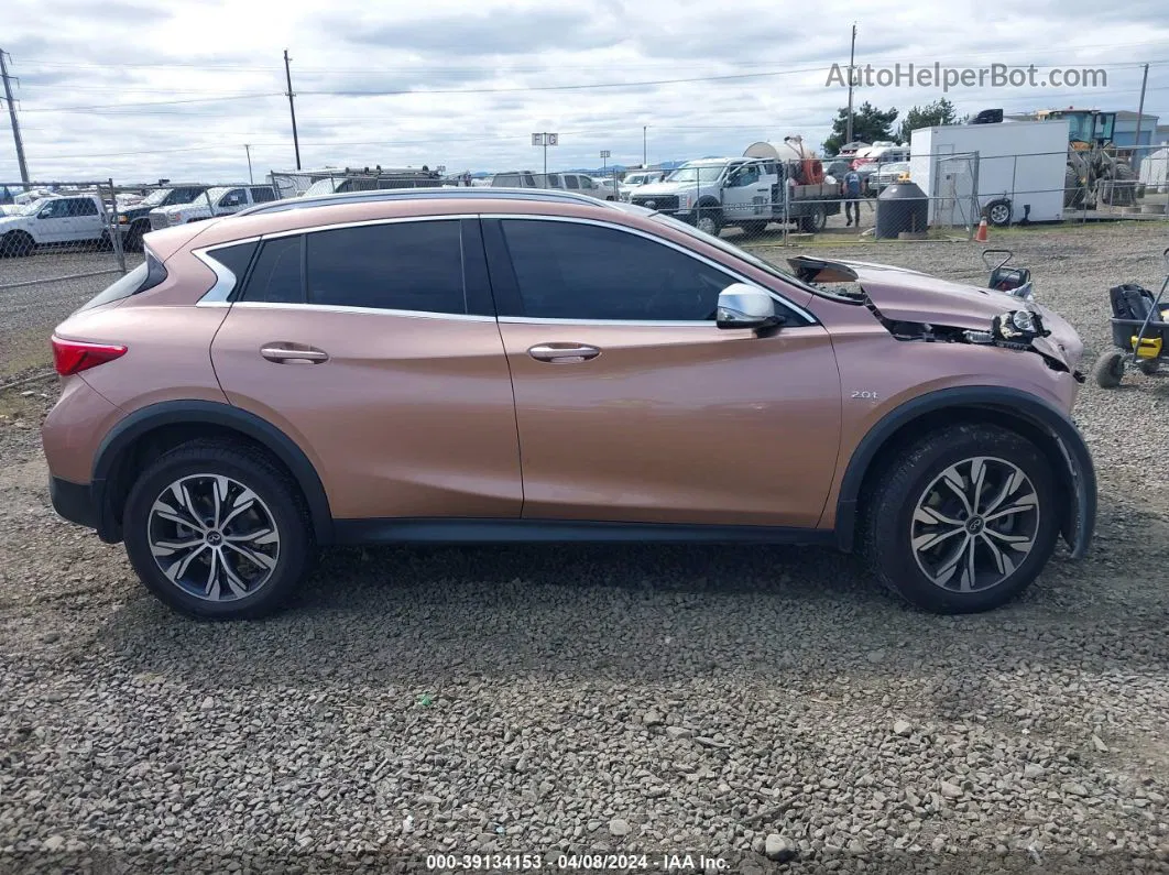 2018 Infiniti Qx30 Premium Champagne vin: SJKCH5CR3JA055676