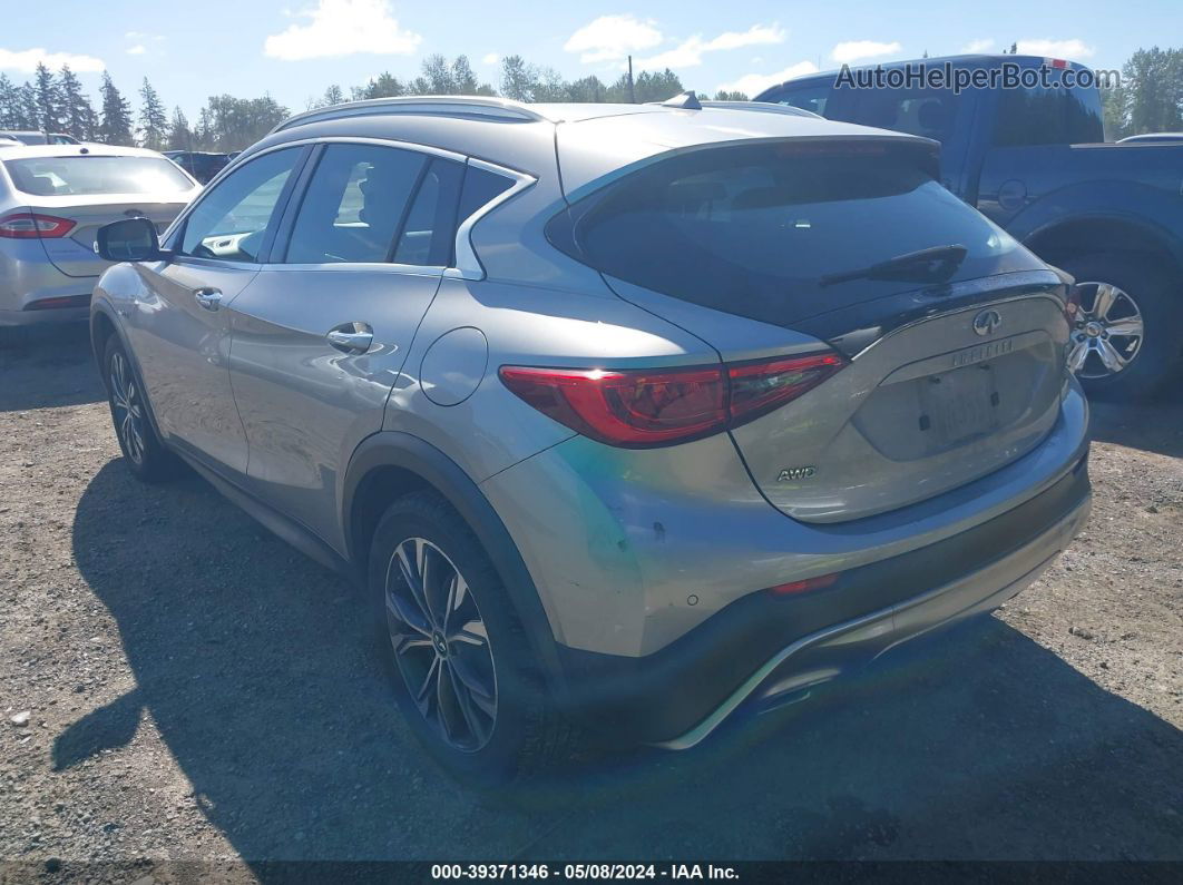 2018 Infiniti Qx30 Premium Silver vin: SJKCH5CR4JA049773