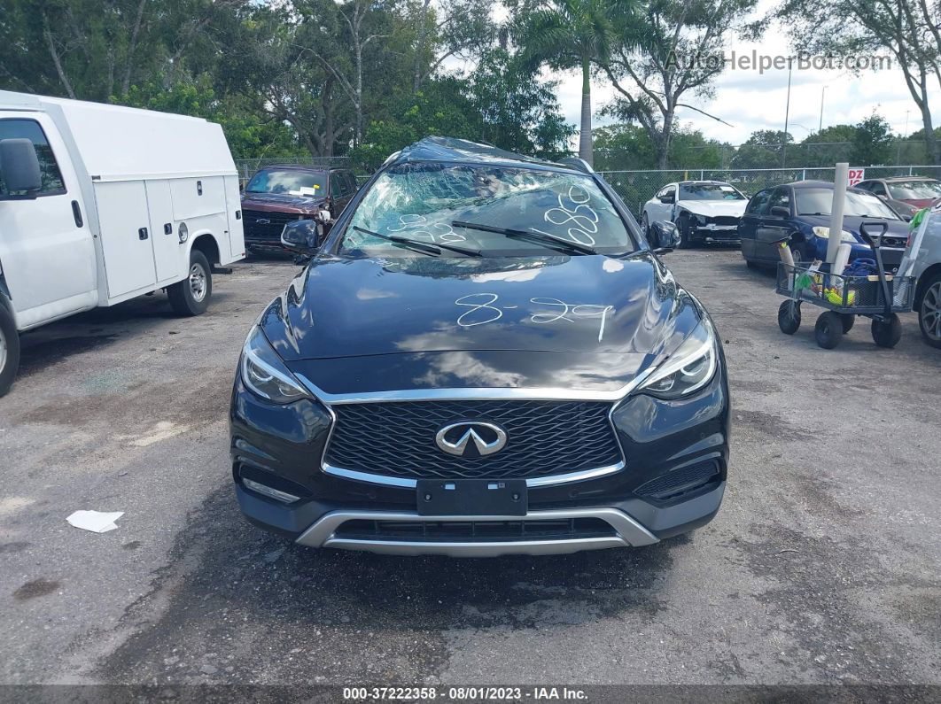 2018 Infiniti Qx30 Premium Black vin: SJKCH5CR5JA056859