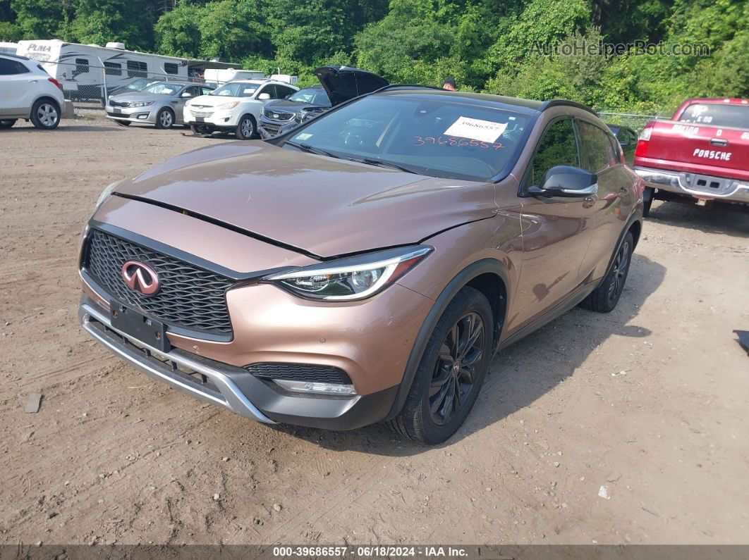 2018 Infiniti Qx30 Premium Gold vin: SJKCH5CR6JA047796