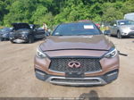 2018 Infiniti Qx30 Premium Золотой vin: SJKCH5CR6JA047796