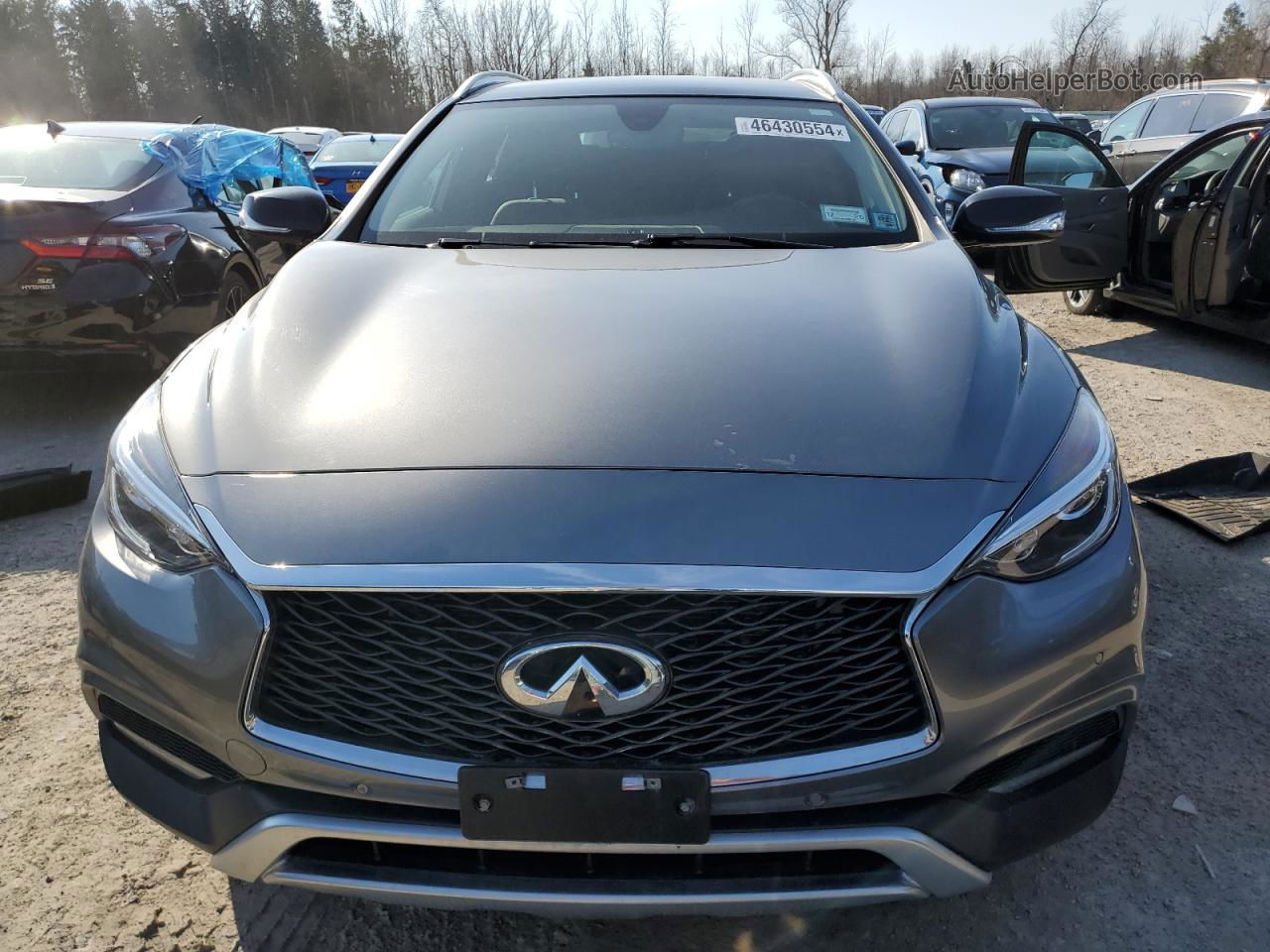 2018 Infiniti Qx30 Base Gray vin: SJKCH5CR6JA058040