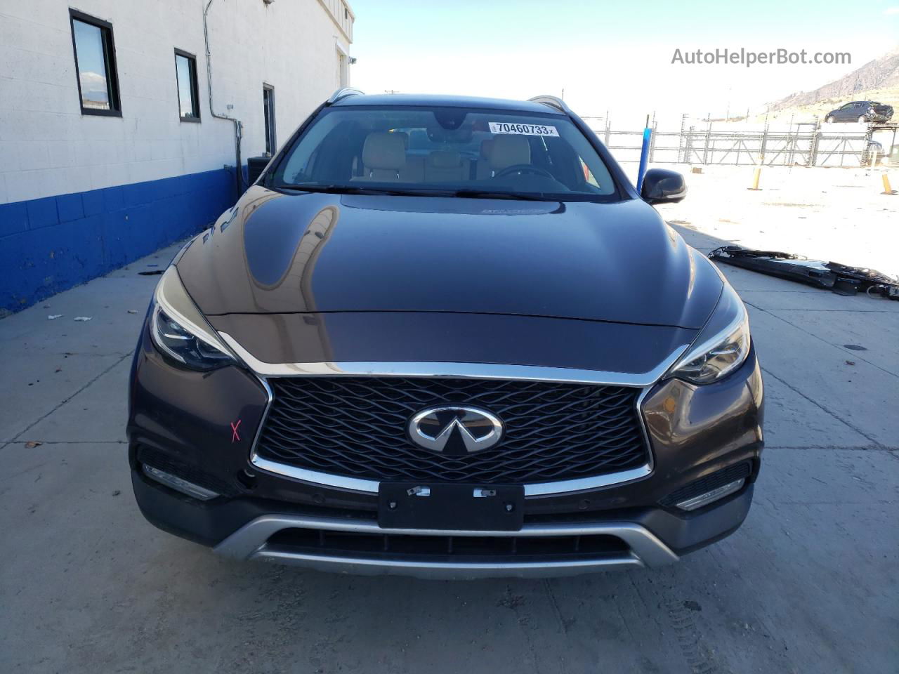 2018 Infiniti Qx30 Pure Black vin: SJKCH5CR7JA002978