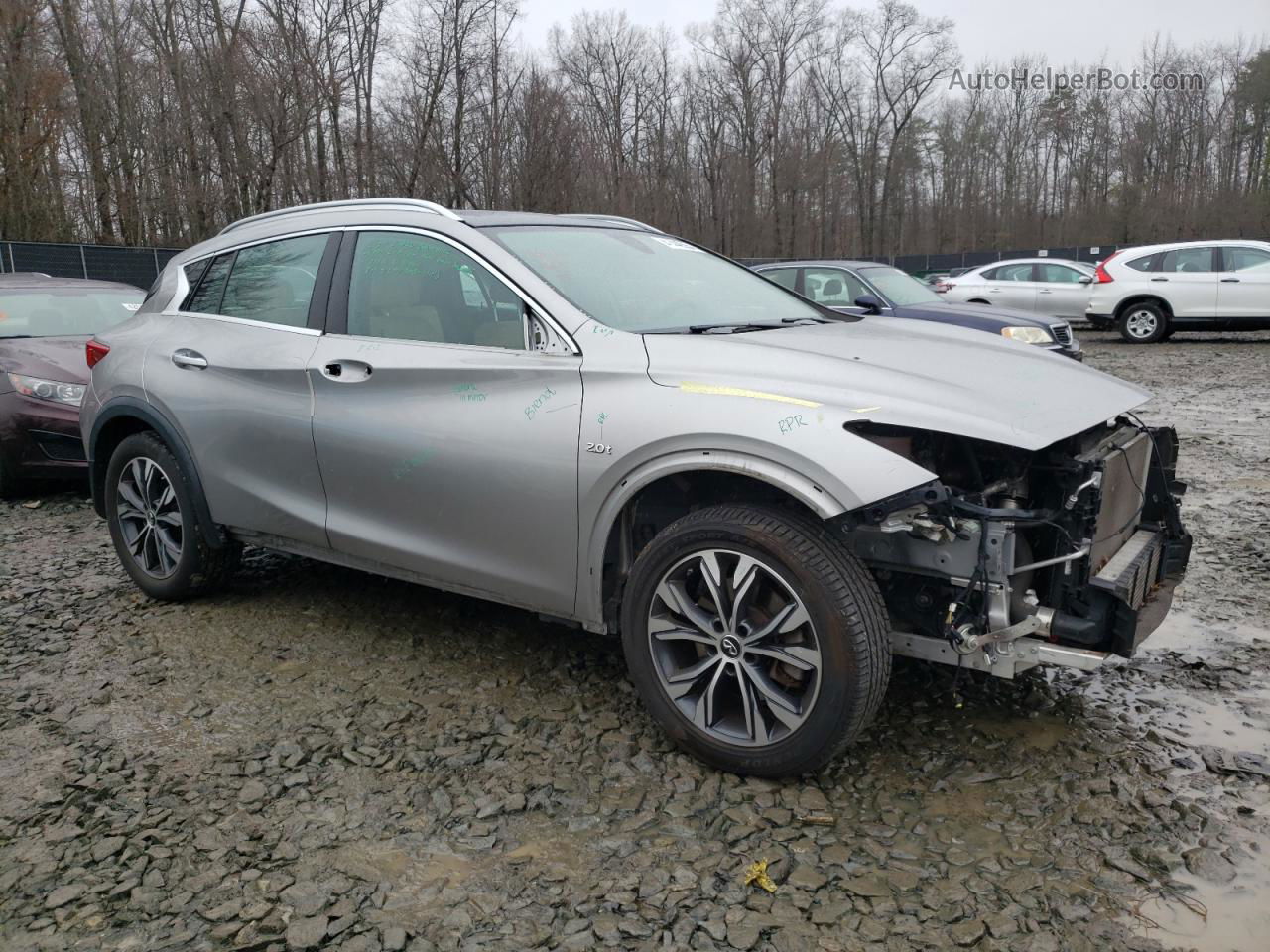 2018 Infiniti Qx30 Pure Silver vin: SJKCH5CR9JA003484