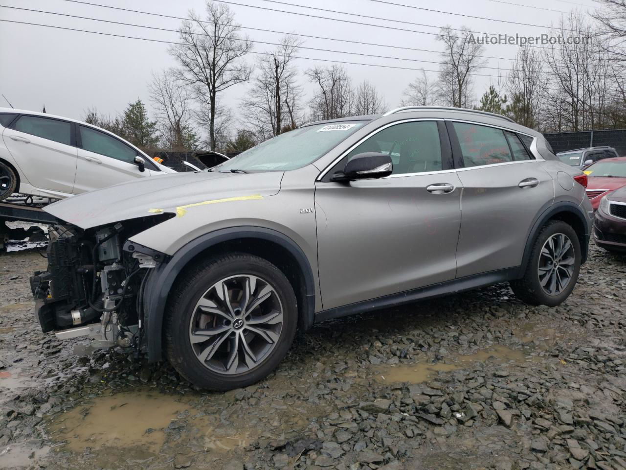 2018 Infiniti Qx30 Pure Silver vin: SJKCH5CR9JA003484