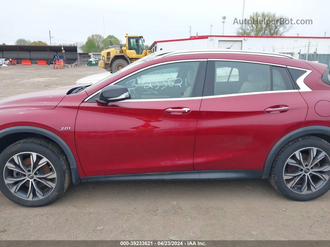 2018 Infiniti Qx30 Premium Red vin: SJKCH5CR9JA045900