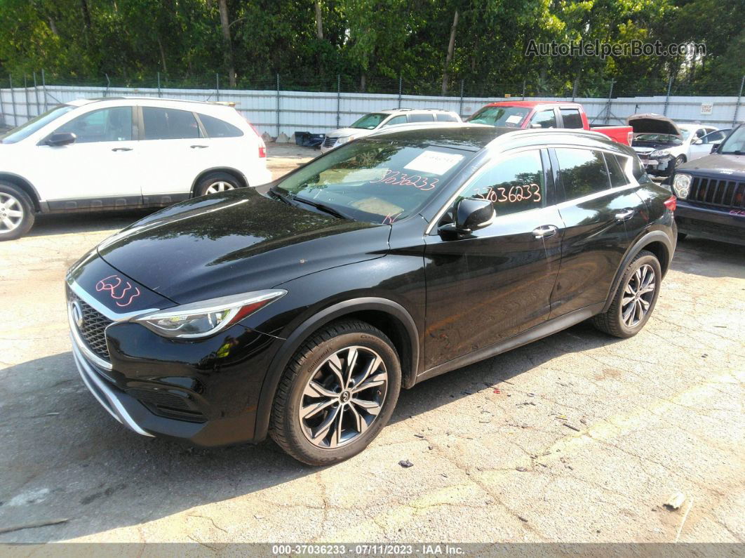 2018 Infiniti Qx30 Luxury Black vin: SJKCH5CR9JA056718