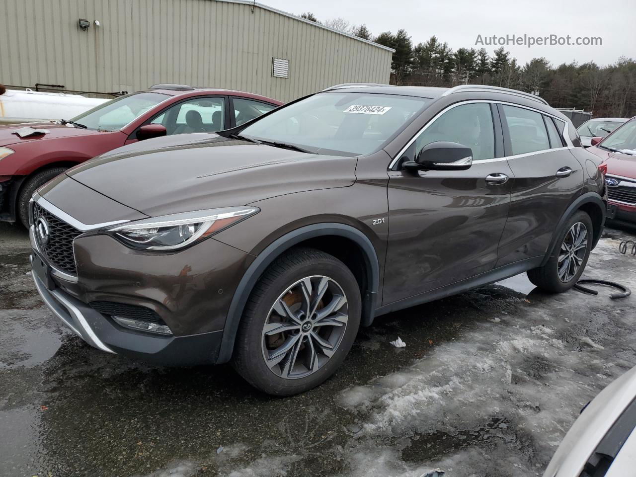 2018 Infiniti Qx30 Base Brown vin: SJKCH5CRXJA041631