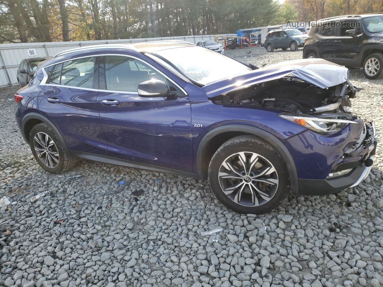 2018 Infiniti Qx30 Base Blue vin: SJKCH5CRXJA044173