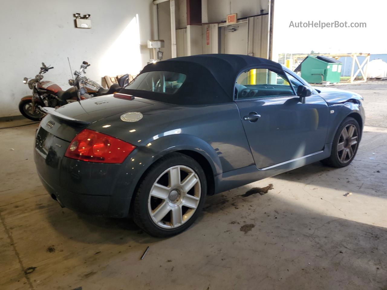 2005 Audi Tt Quattro Gray vin: TRUUT28N551001138