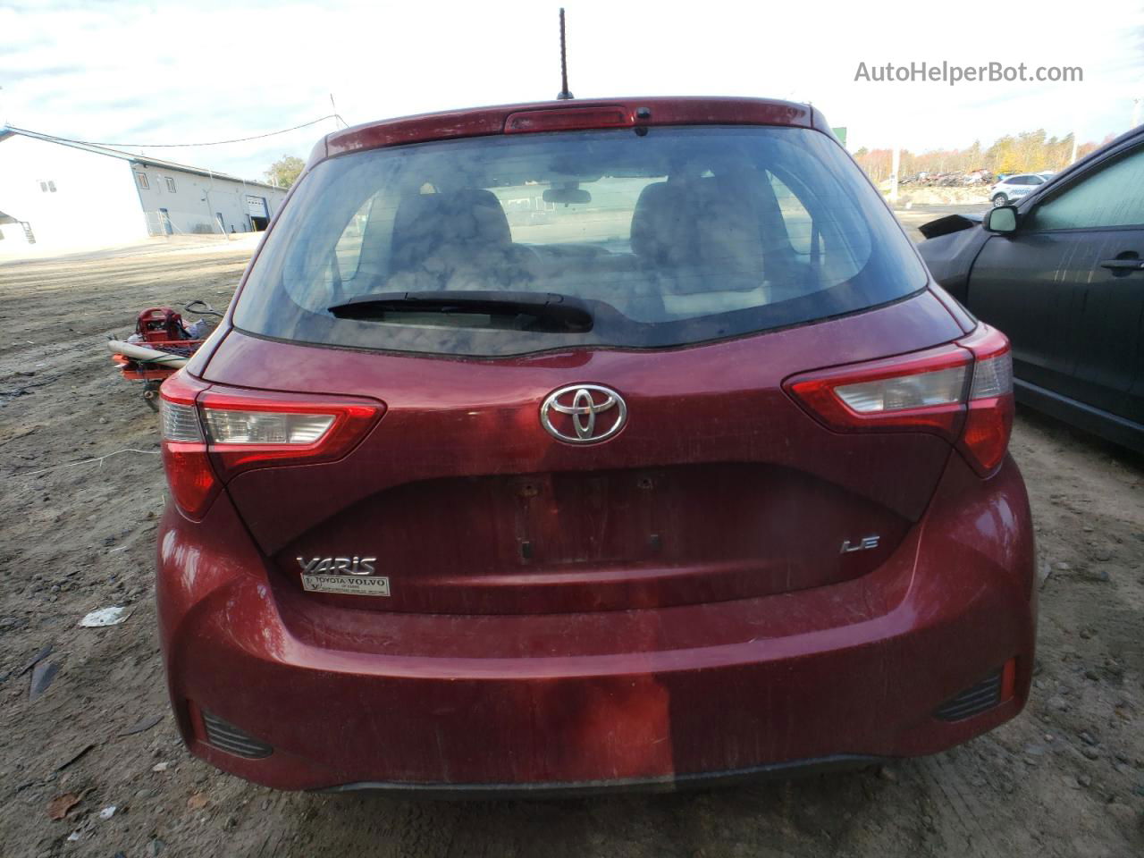 2018 Toyota Yaris L Red vin: VNKJTUD3XJA095791