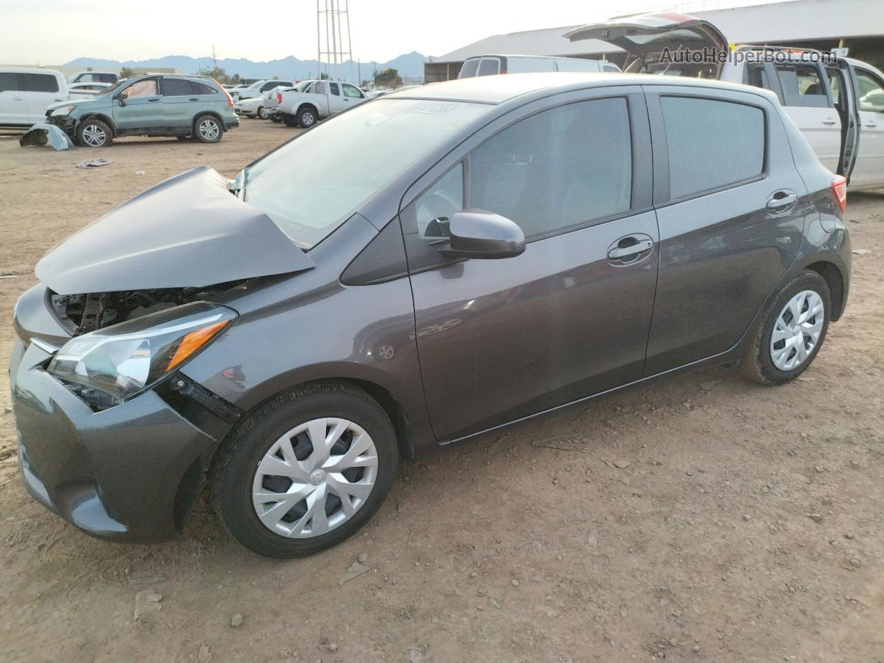 2018 Toyota Yaris L Gray vin: VNKKTUD33JA097130