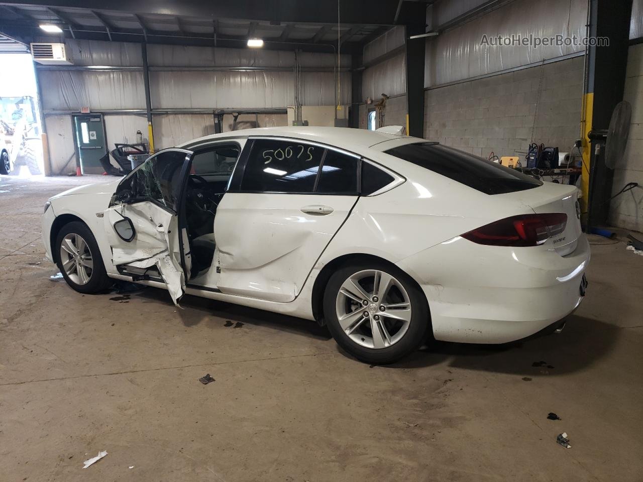 2018 Buick Regal Preferred White vin: W04GL6SX0J1095006