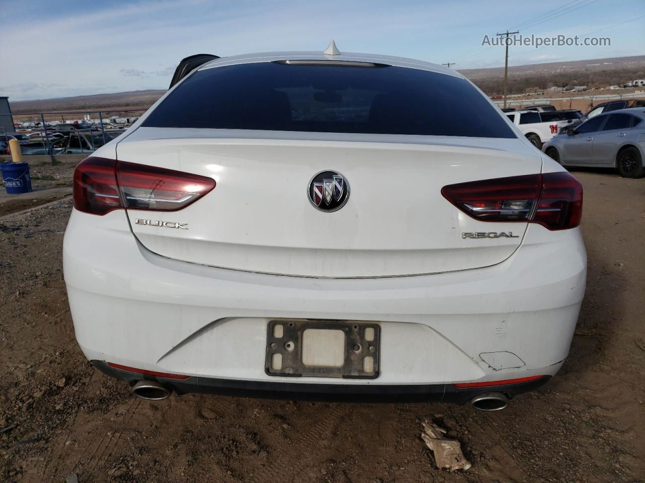 2018 Buick Regal Preferred White vin: W04GL6SX2J1134159