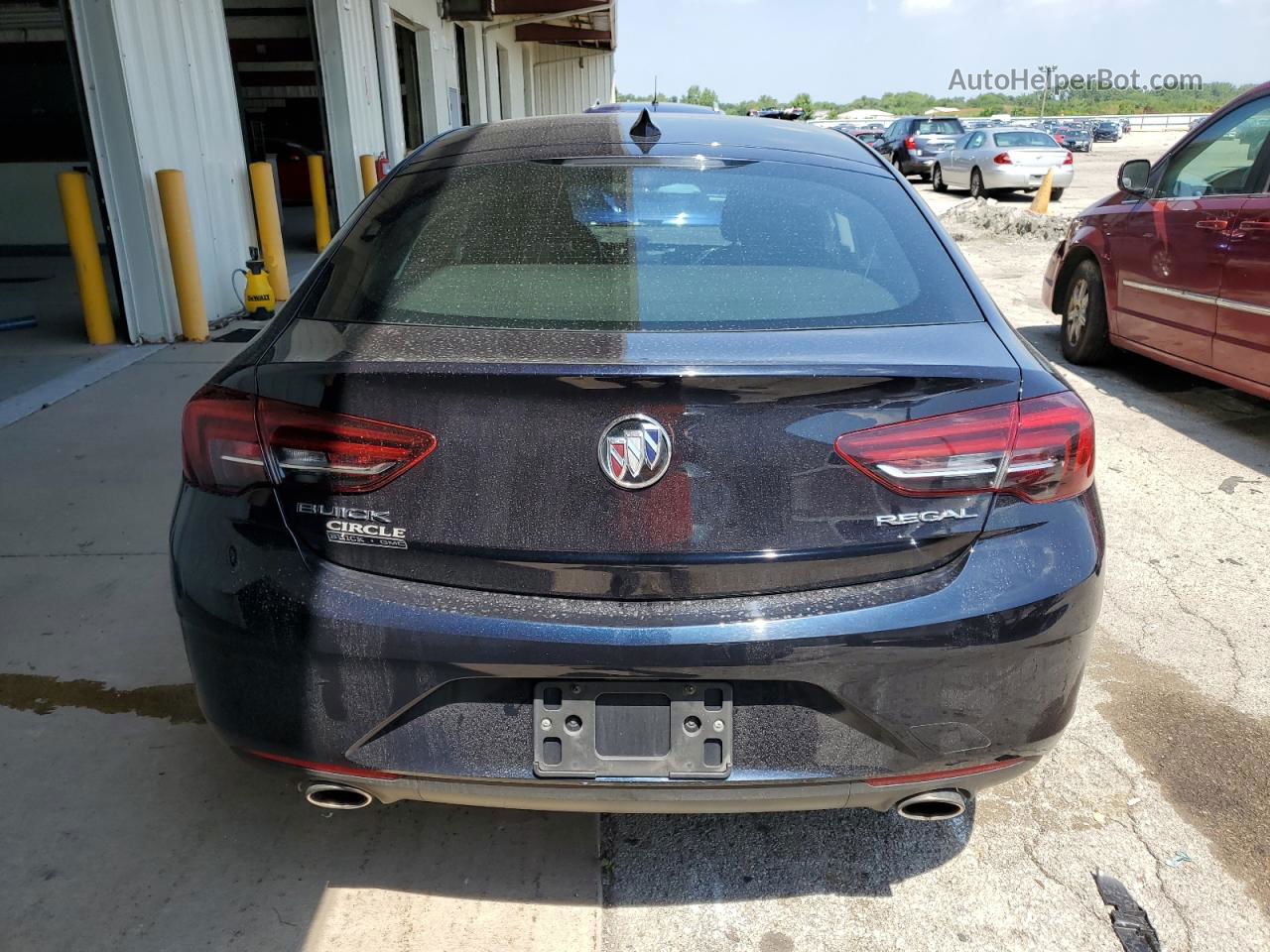 2018 Buick Regal Preferred Black vin: W04GL6SX3J1072609