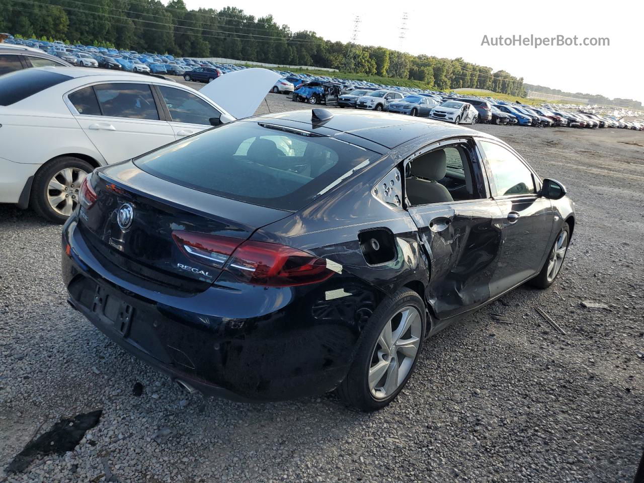 2018 Buick Regal Preferred Black vin: W04GL6SX8J1068376