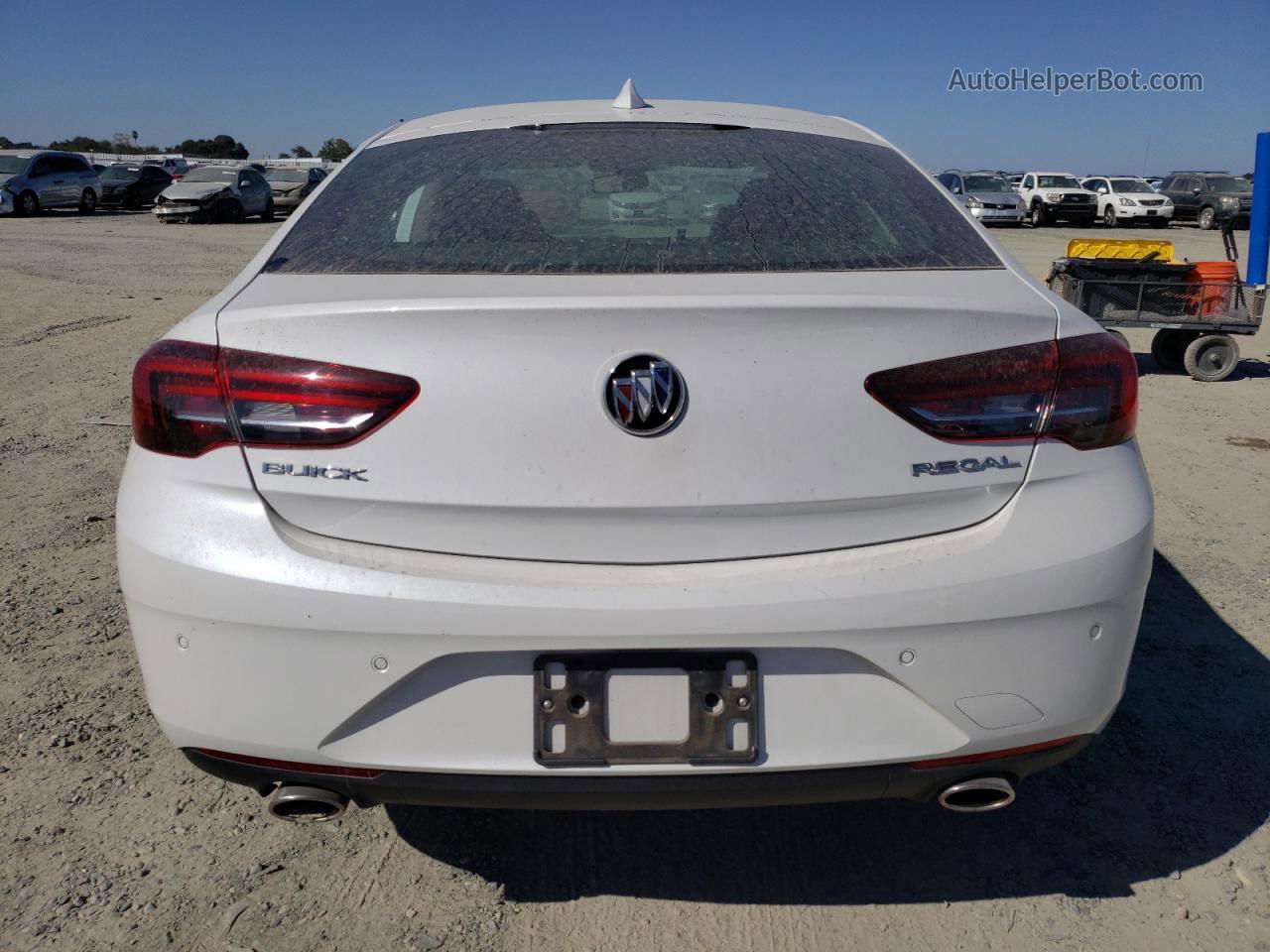 2018 Buick Regal Preferred Ii White vin: W04GM6SX2J1096459