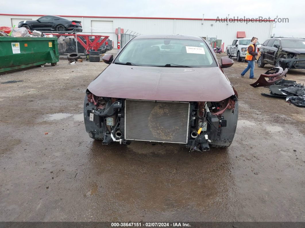 2018 Buick Regal Sportback Essence Maroon vin: W04GP6SX5J1066668