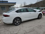 2018 Buick Regal Essence White vin: W04GP6SX5J1109471