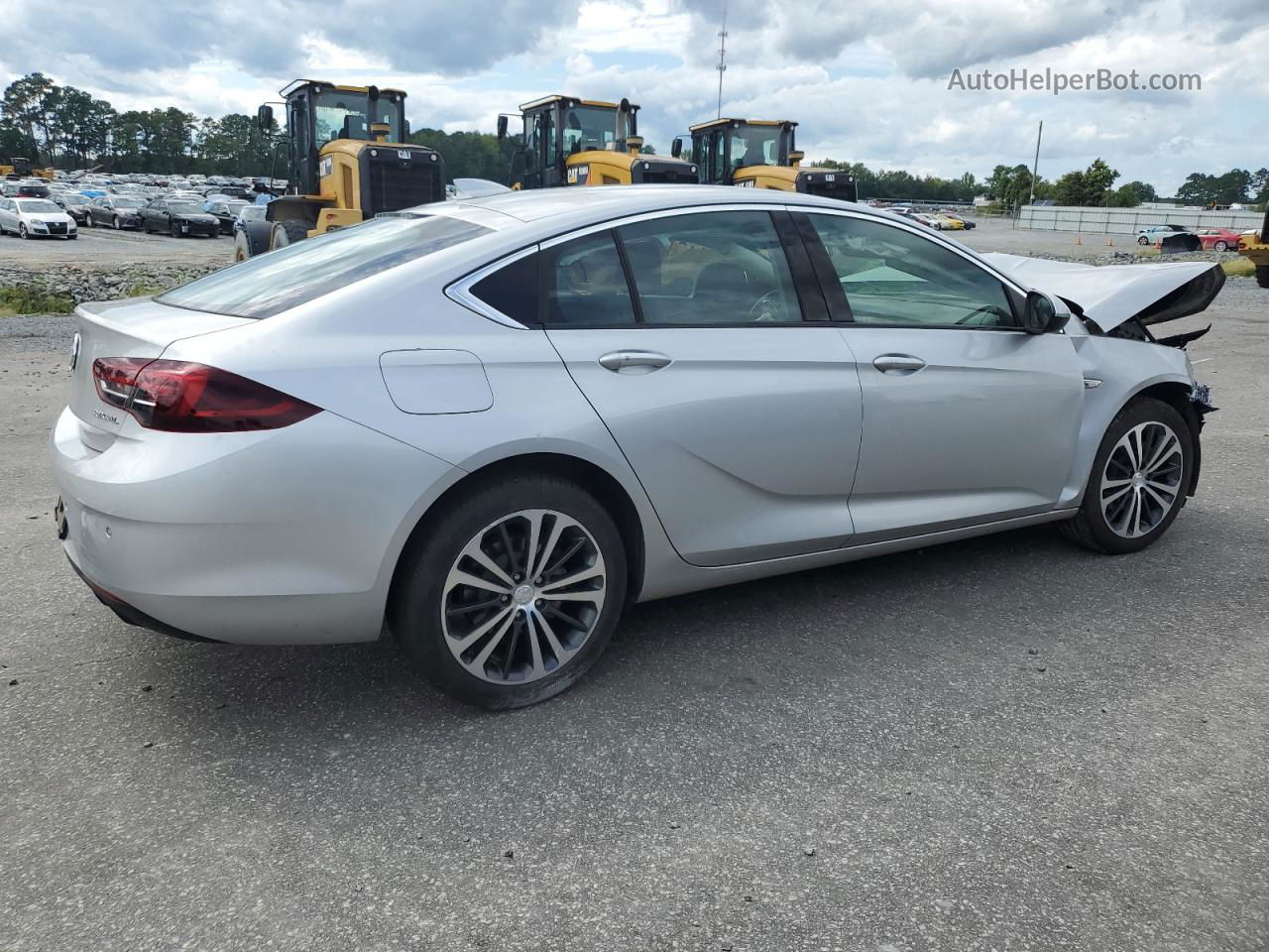 2018 Buick Regal Essence Silver vin: W04GP6SX9J1076281