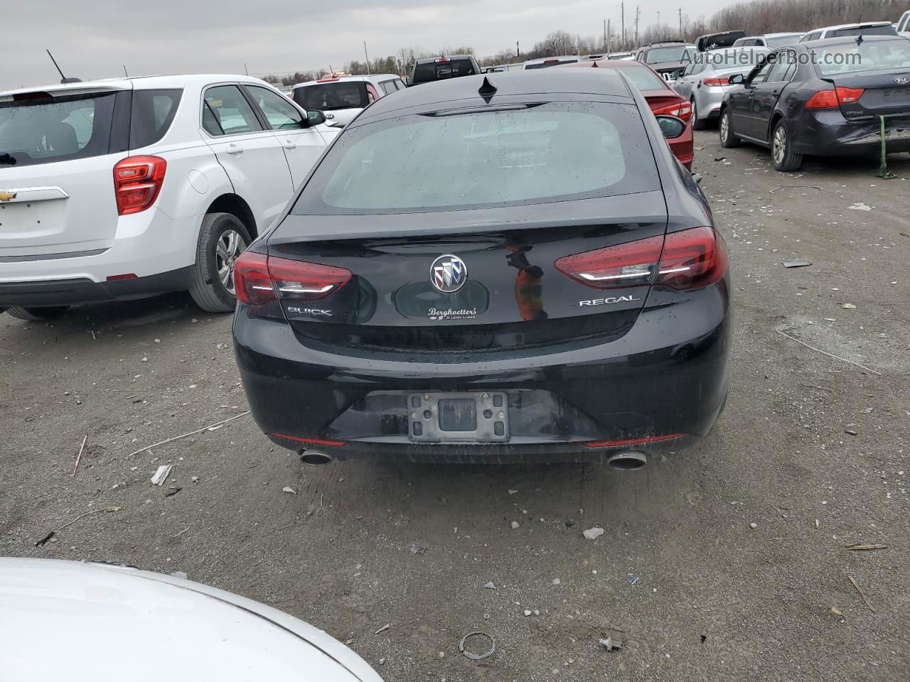 2018 Buick Regal Essence Черный vin: W04GP6SXXJ1058355