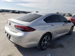 2018 Buick Regal Essence Серебряный vin: W04GP6SXXJ1121812