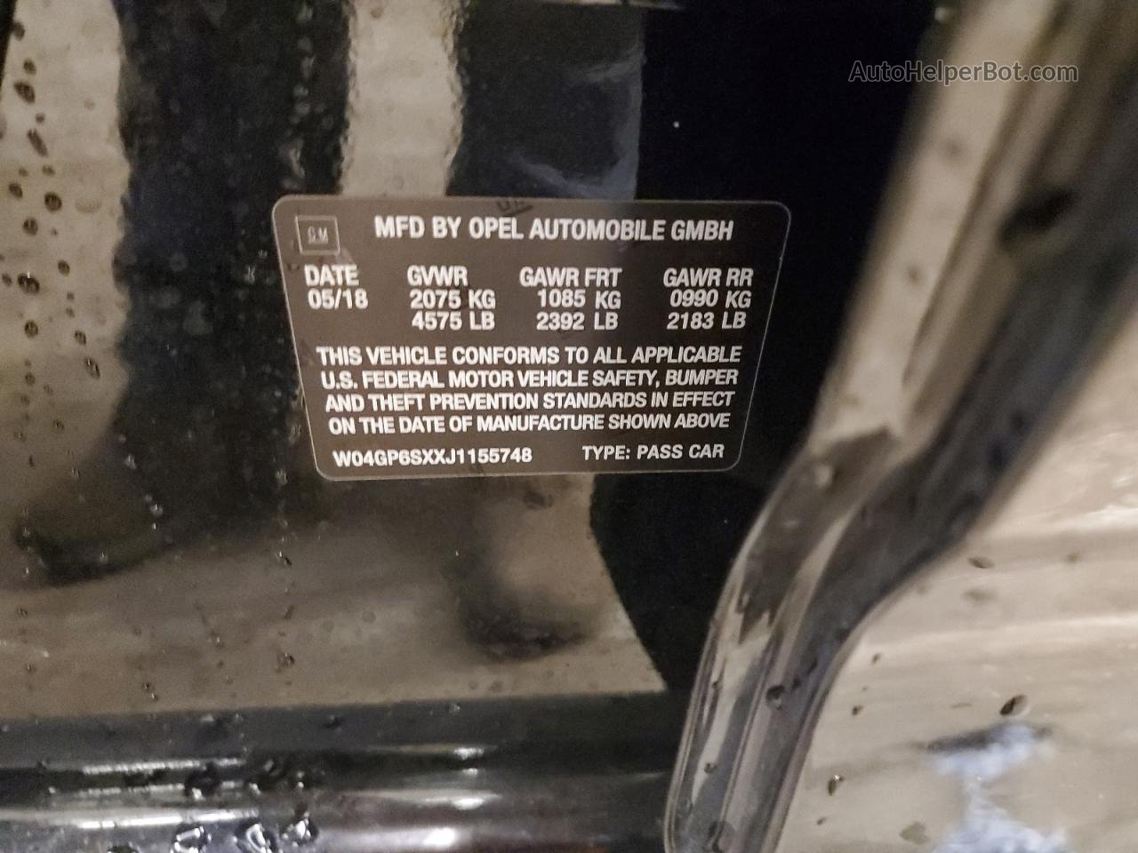 2018 Buick Regal Essence Black vin: W04GP6SXXJ1155748