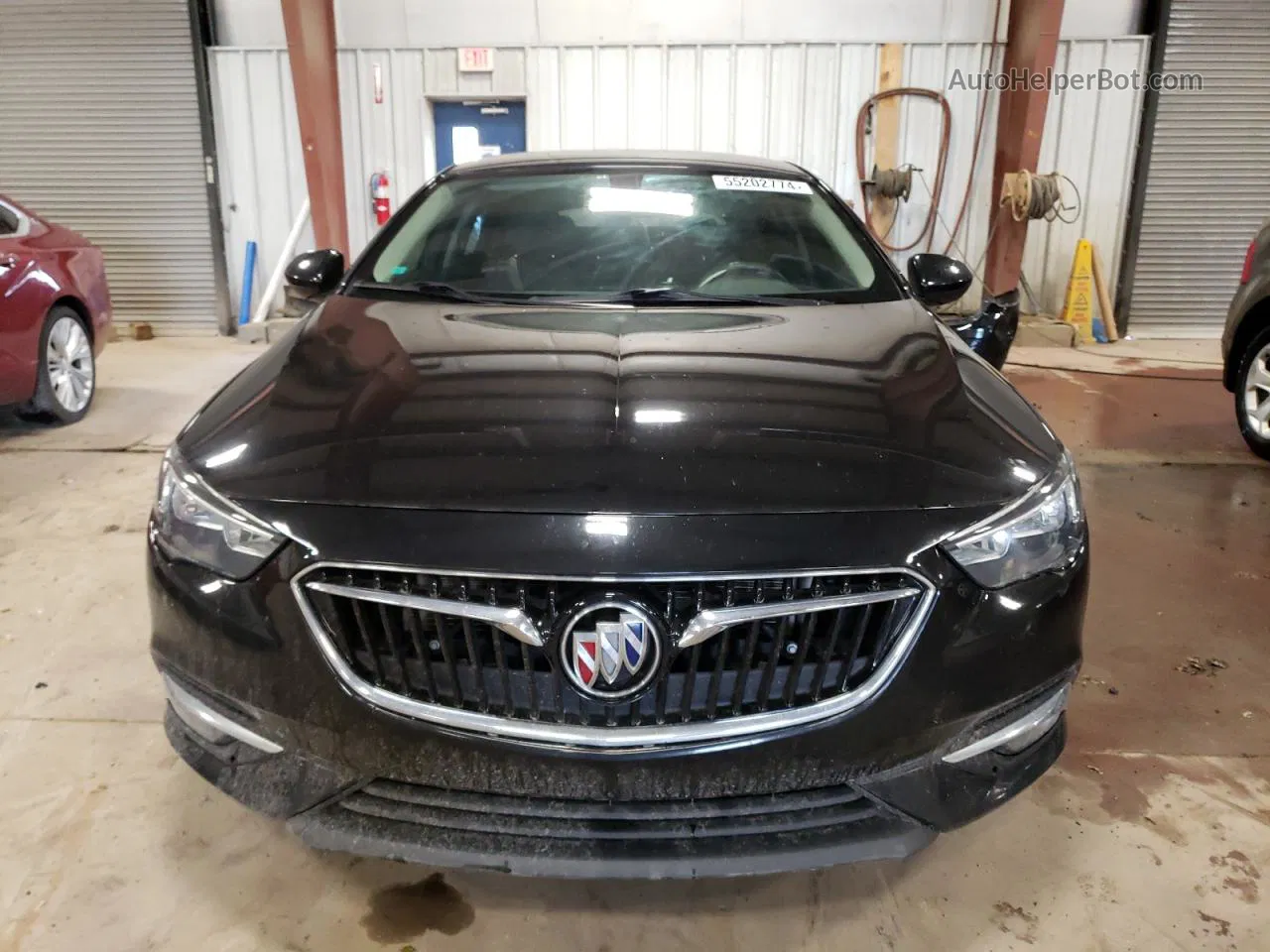 2018 Buick Regal Essence Black vin: W04GR6SX0J1098938