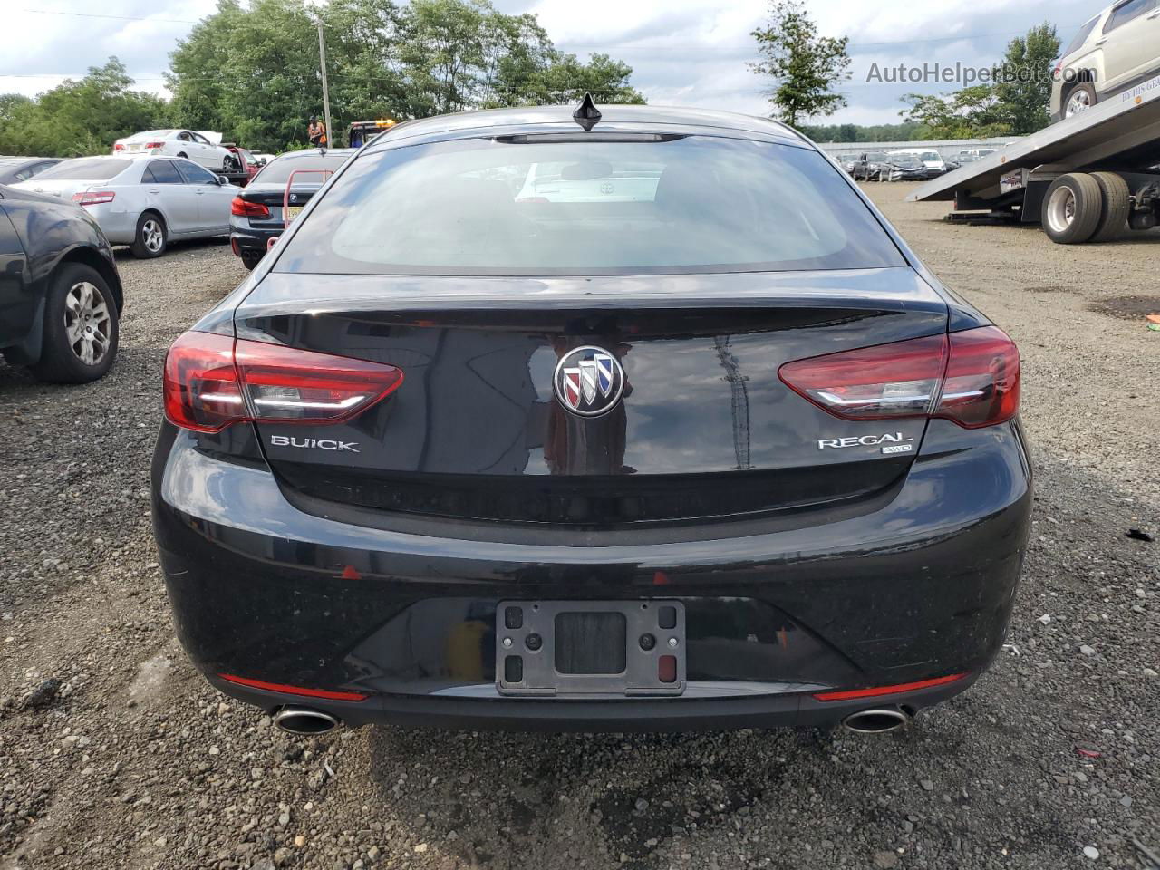 2018 Buick Regal Essence Black vin: W04GR6SX5J1126099