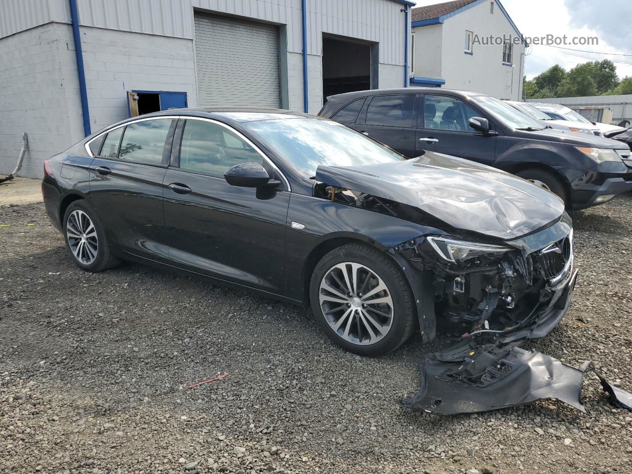 2018 Buick Regal Essence Black vin: W04GR6SX5J1126099