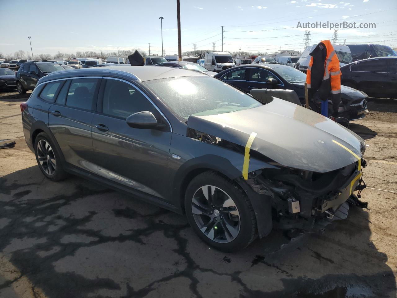 2018 Buick Regal Tourx Preferred Угольный vin: W04GU8SX0J1173888