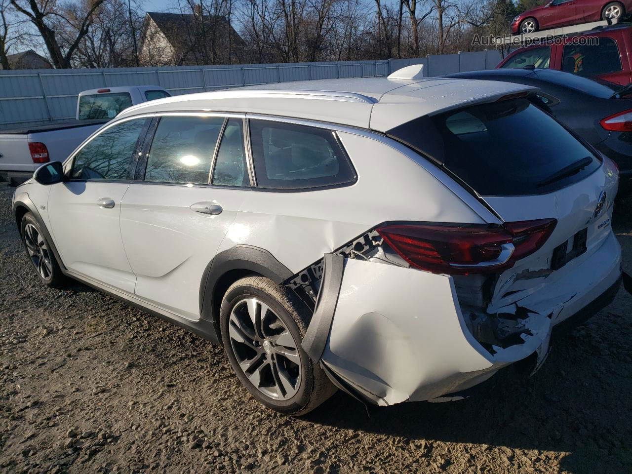 2018 Buick Regal Tourx Preferred White vin: W04GU8SX2J1094657