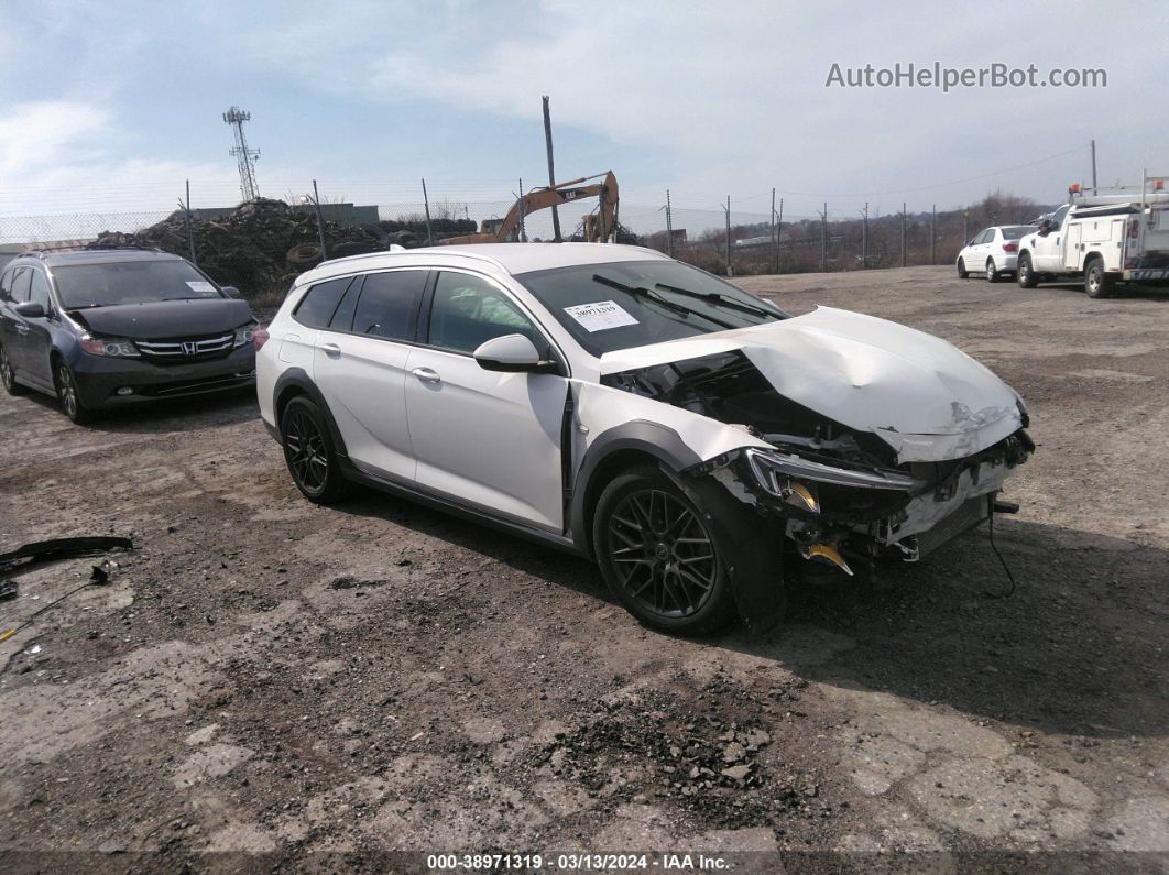 2018 Buick Regal Tourx Preferred White vin: W04GU8SX9J1125354