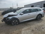 2018 Buick Regal Tourx Preferred Серебряный vin: W04GU8SXXJ1166298