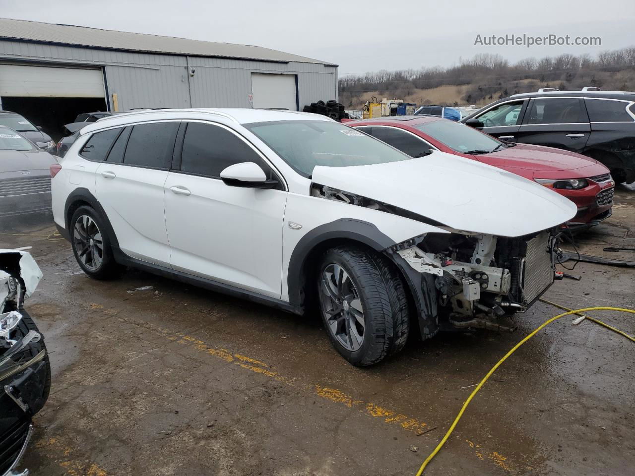 2018 Buick Regal Tourx Preferred White vin: W04GU8SXXJ1169928