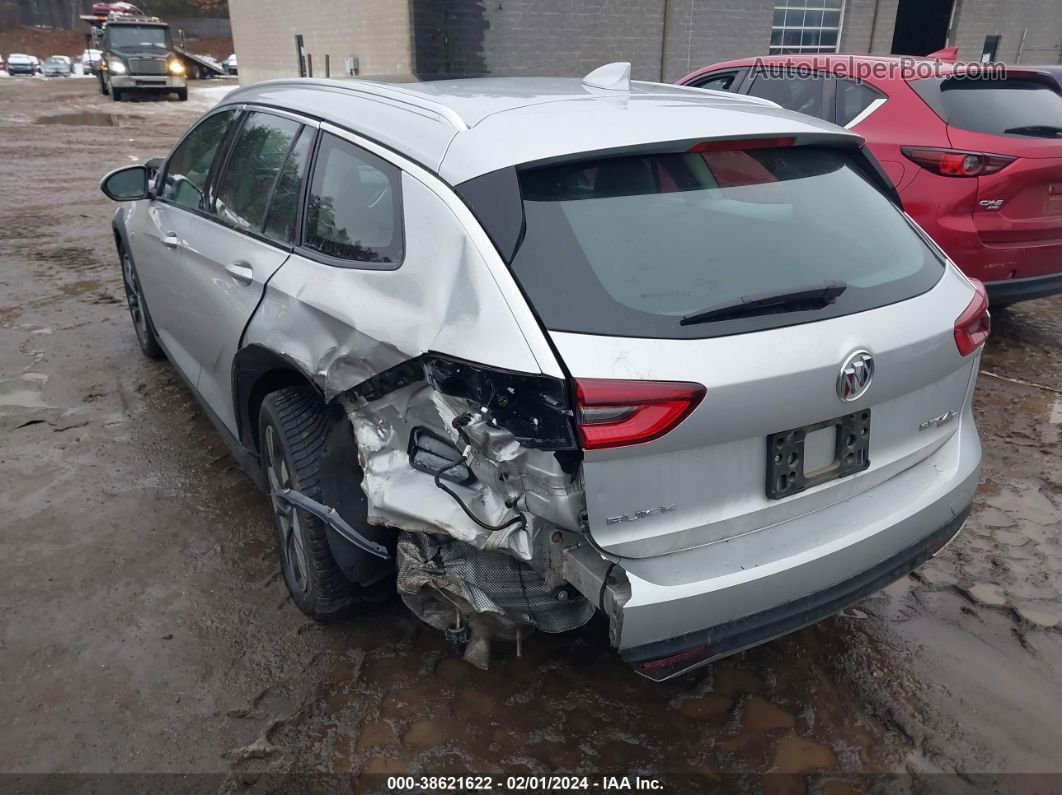 2018 Buick Regal Tourx Essence Silver vin: W04GV8SX4J1093684