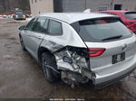 2018 Buick Regal Tourx Essence Серебряный vin: W04GV8SX4J1093684