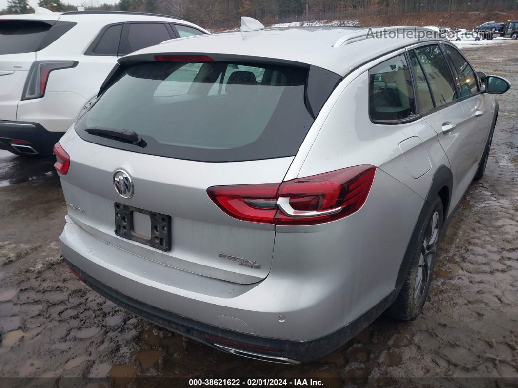 2018 Buick Regal Tourx Essence Серебряный vin: W04GV8SX4J1093684